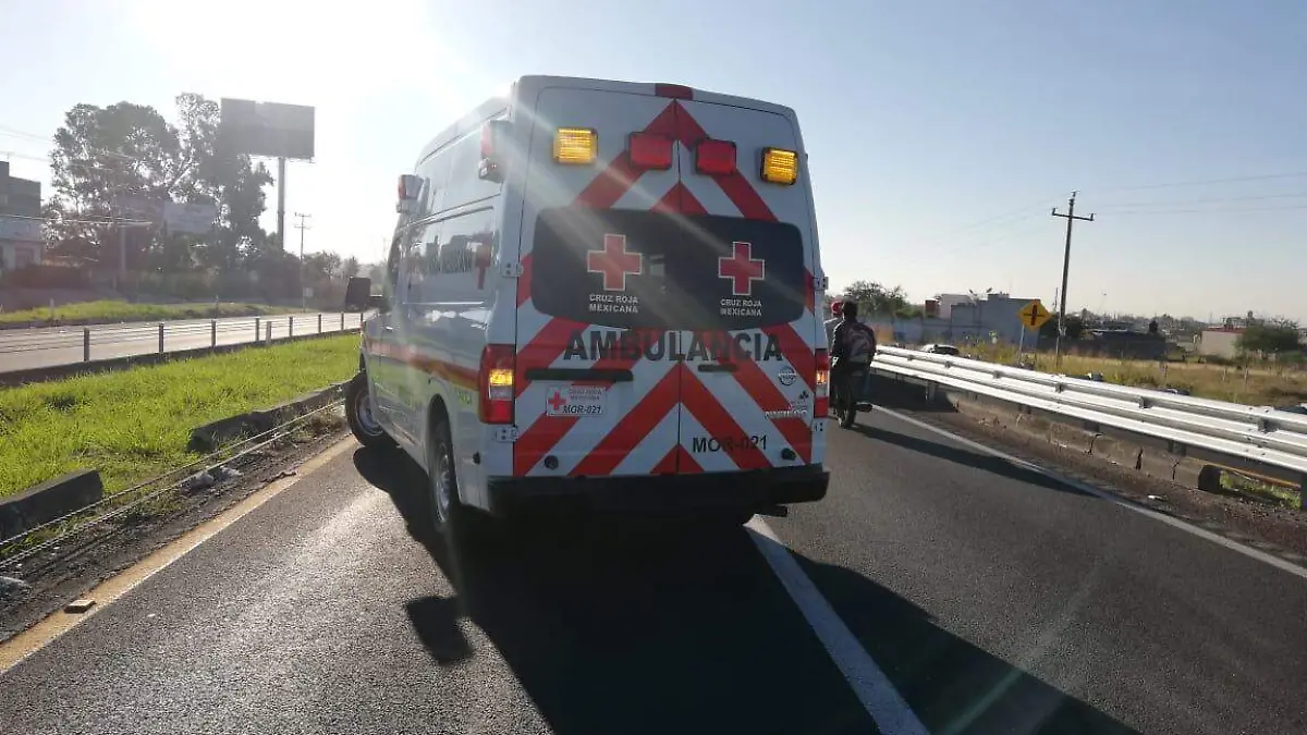 Cruz Roja accidente mortal en La Pera Cuautla atropellado